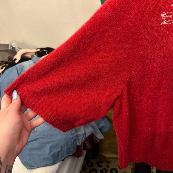 Marilyn Monroe collection cropped sweater. - Picture 6 of 7